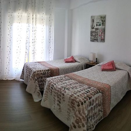 Ricardo Hostal Apartamento 3 Habitaciones Alicante Exterior photo